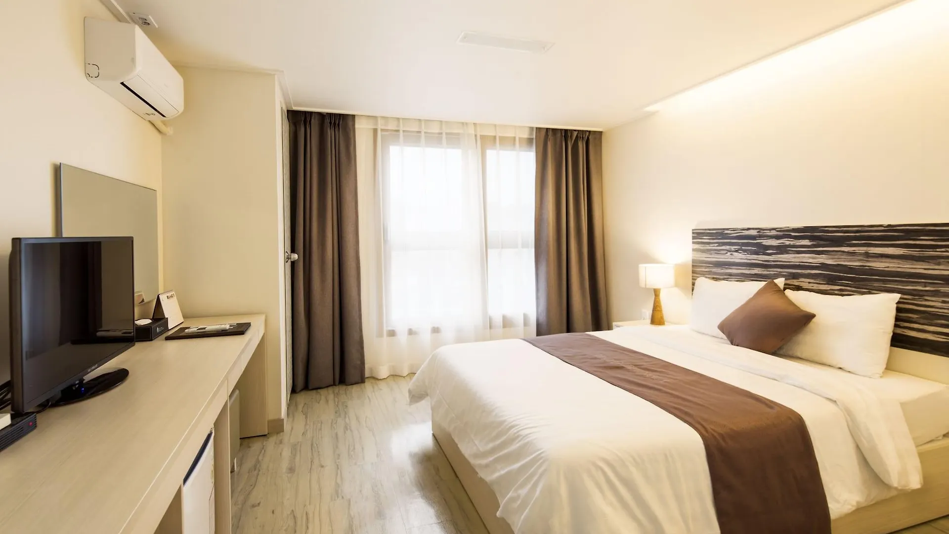 Hotel Bernoui Seoul 4*,  South Korea